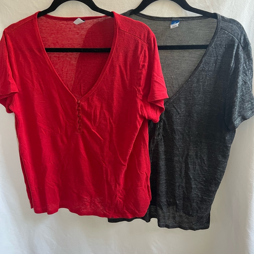 Old Navy V-Neck Women's Tops - Red and Gray